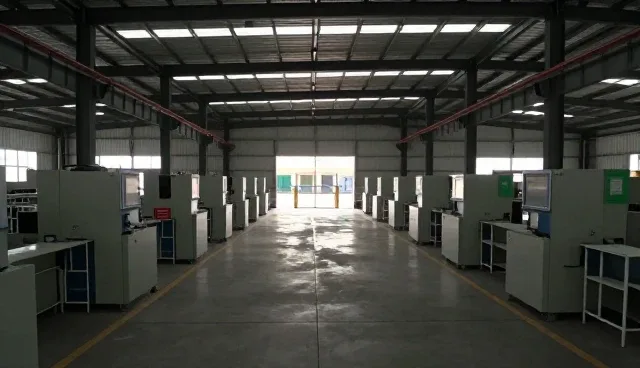 定制化查询在不同行业中的性能表现与适用场景分析